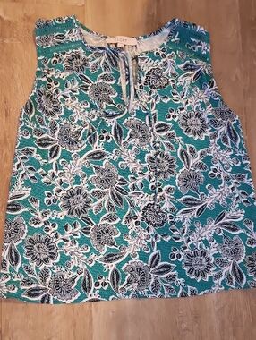 Loft Top Size Medium